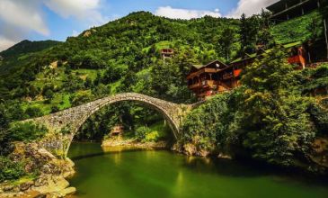 İzmir Çıkışlı Karadeniz Yaylalar ve Batum Turu | 4 Gece Otel Konaklamalı